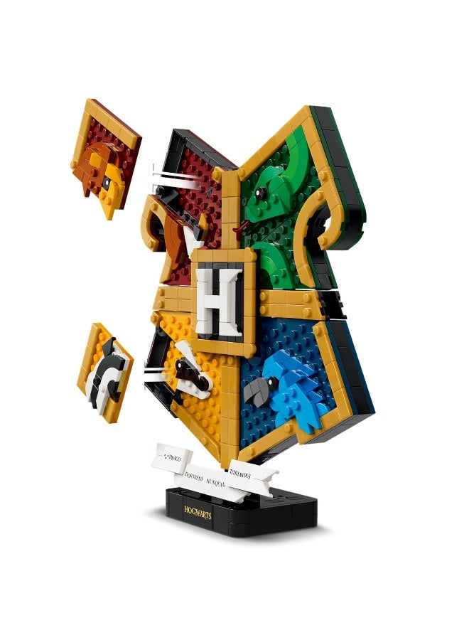 LEGO Harry Potter Hogwarts House Crest 76462 Building Toy Set (379 Pieces) - Image 3