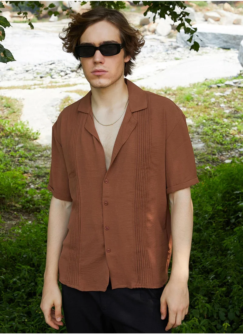 كامبوس سوترا Men's Sienna Brown Panel-Pleat Oversized Shirt