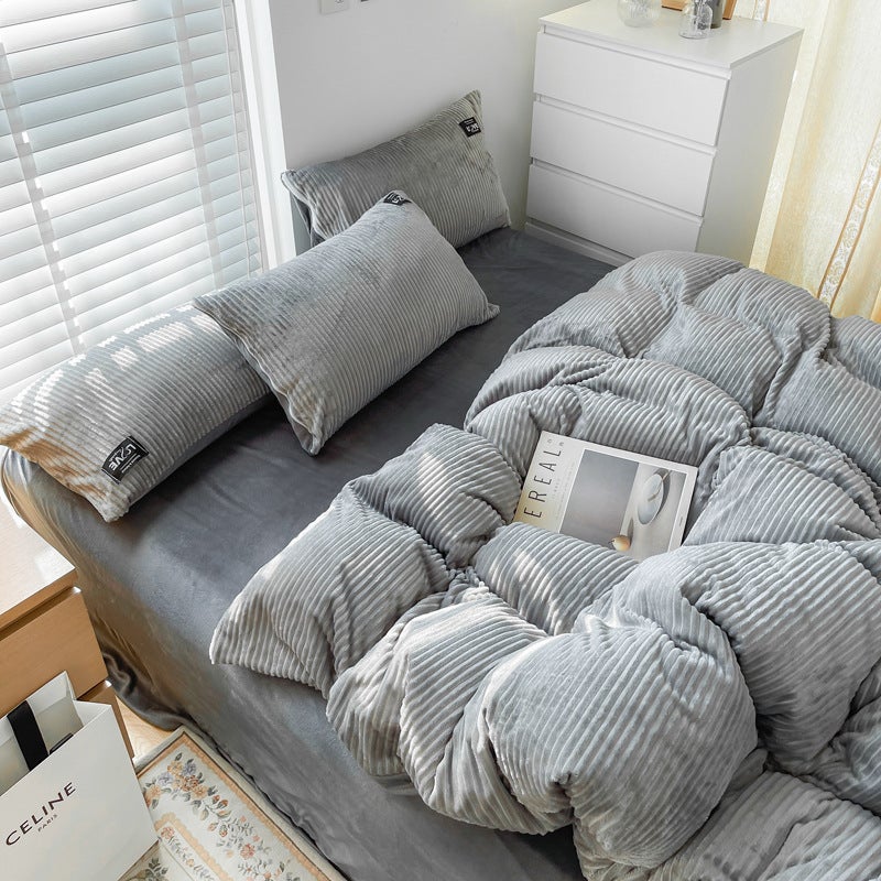 Winter Milk Velvet Four-Piece Set Class A Coral Velvet Bed Sheet Quilt Cover Flannel Quilt Cover Fleece-Lined Bed Three-Piece Set Autumn - Image 3
