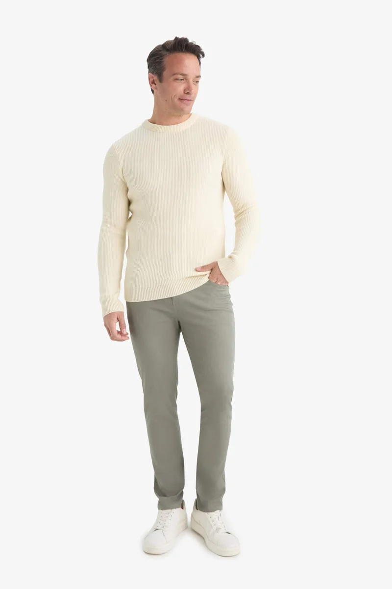 Defacto Standard Fit Crew Neck Knitwear Pullover