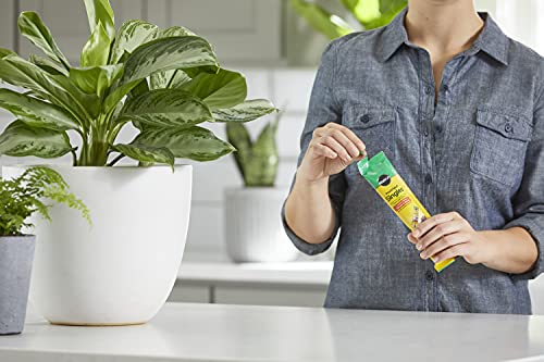 Miracle-Gro Pour & Feed Singles Ready-To-Use Liquid Plant Food - Pre-Measured Liquid Plant Fertilizer for Potted Plants, 2 oz. Singles - Image 2