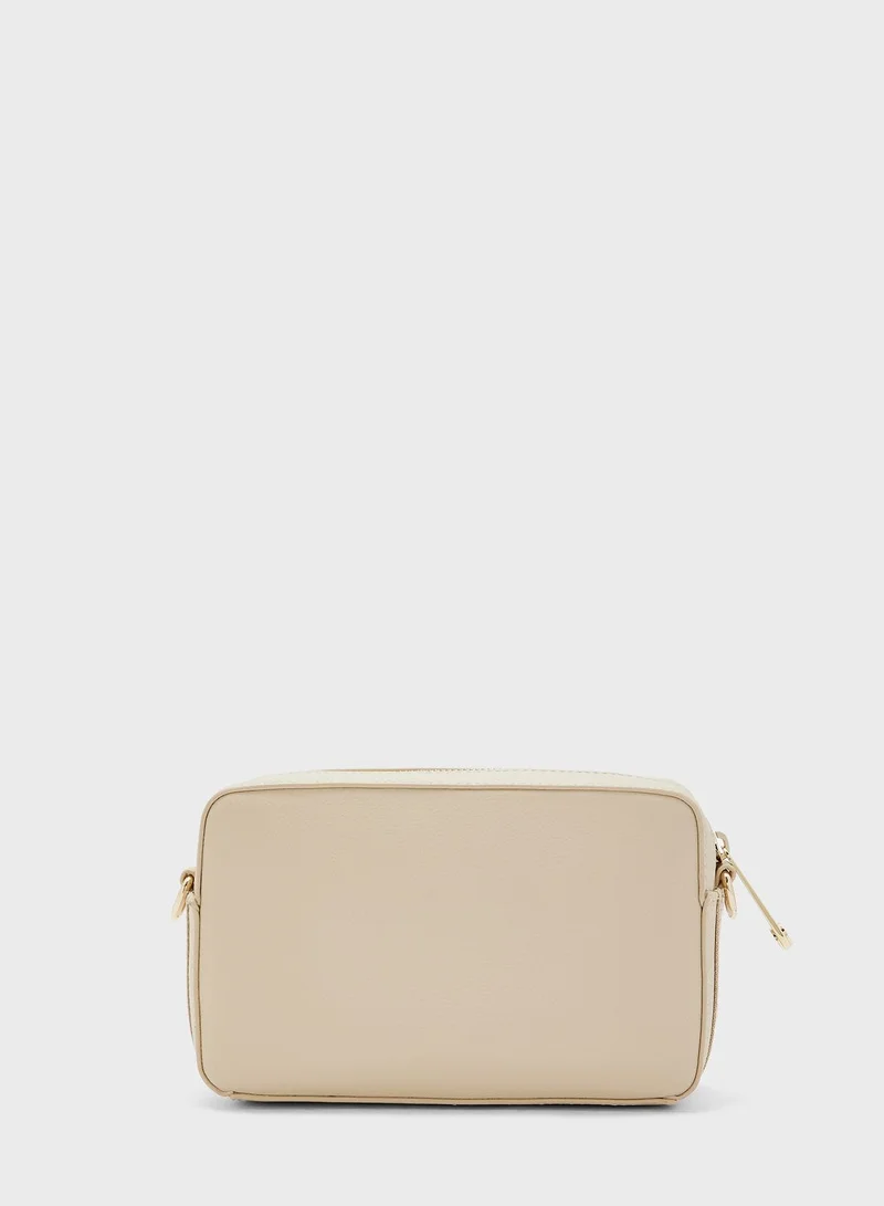 TOMMY HILFIGER Essential Zip Around Crossbody Camera Bag
