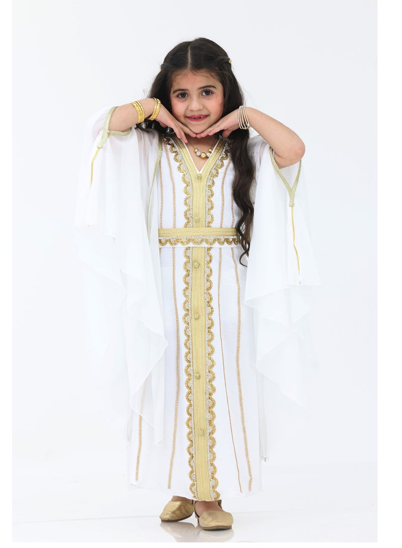 Modern Design A luxurious girls’ Eid jalabiya. The jalabiya is available in two colors, sugar and tiffany  - Image 2
