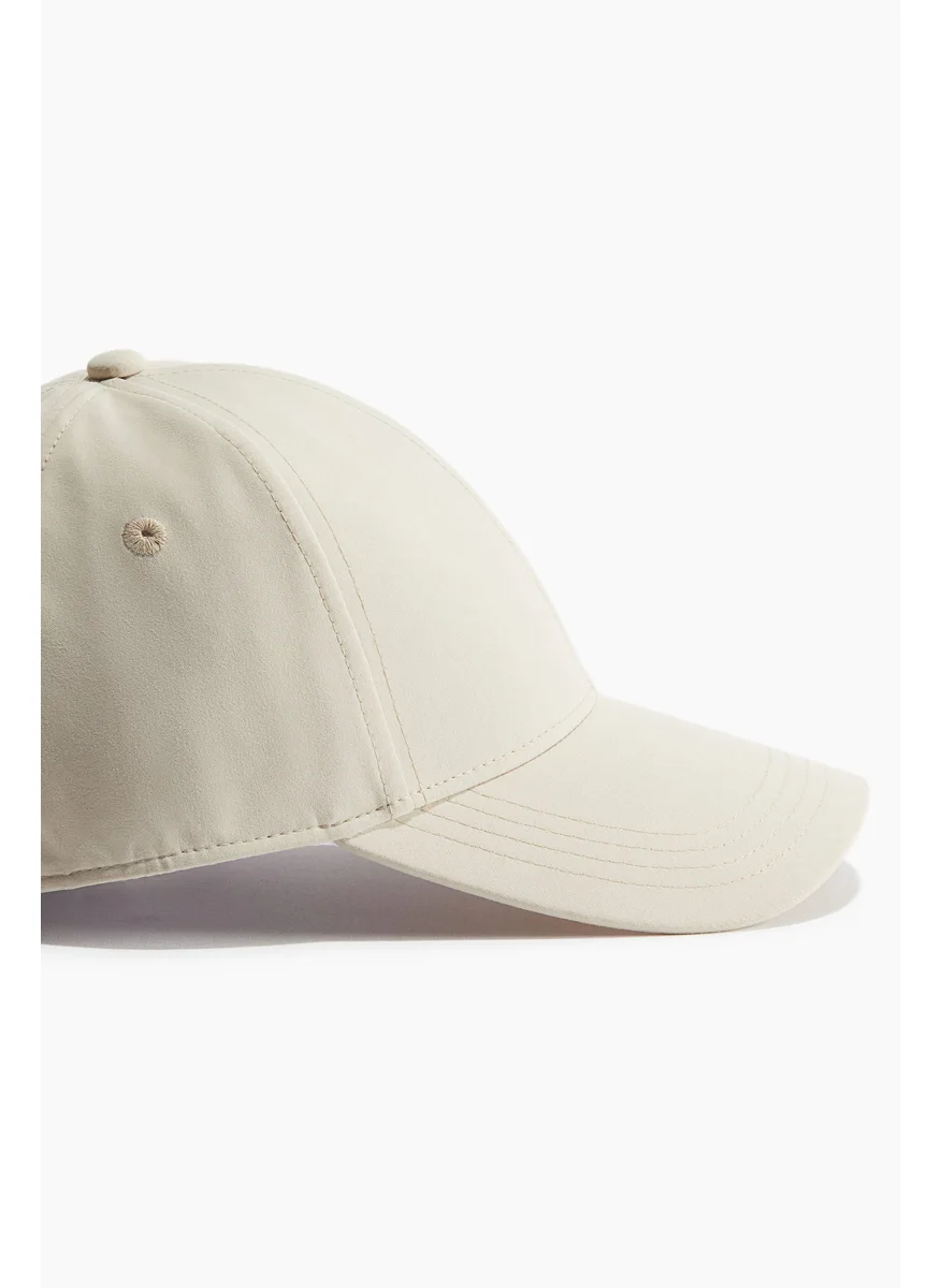 H&M Water-Repellent Sports Cap