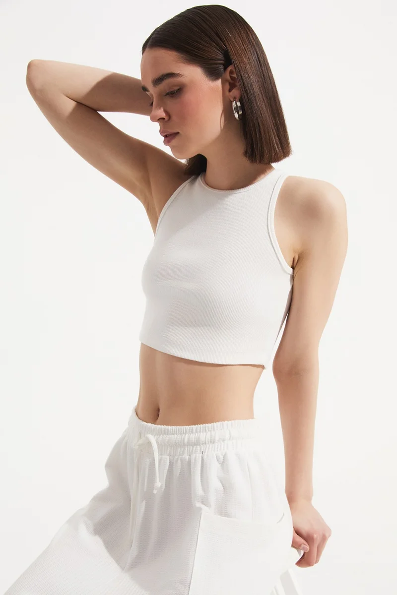 JUNE Women's Body-Smooth Halter Neck Crop Camisole Blouse