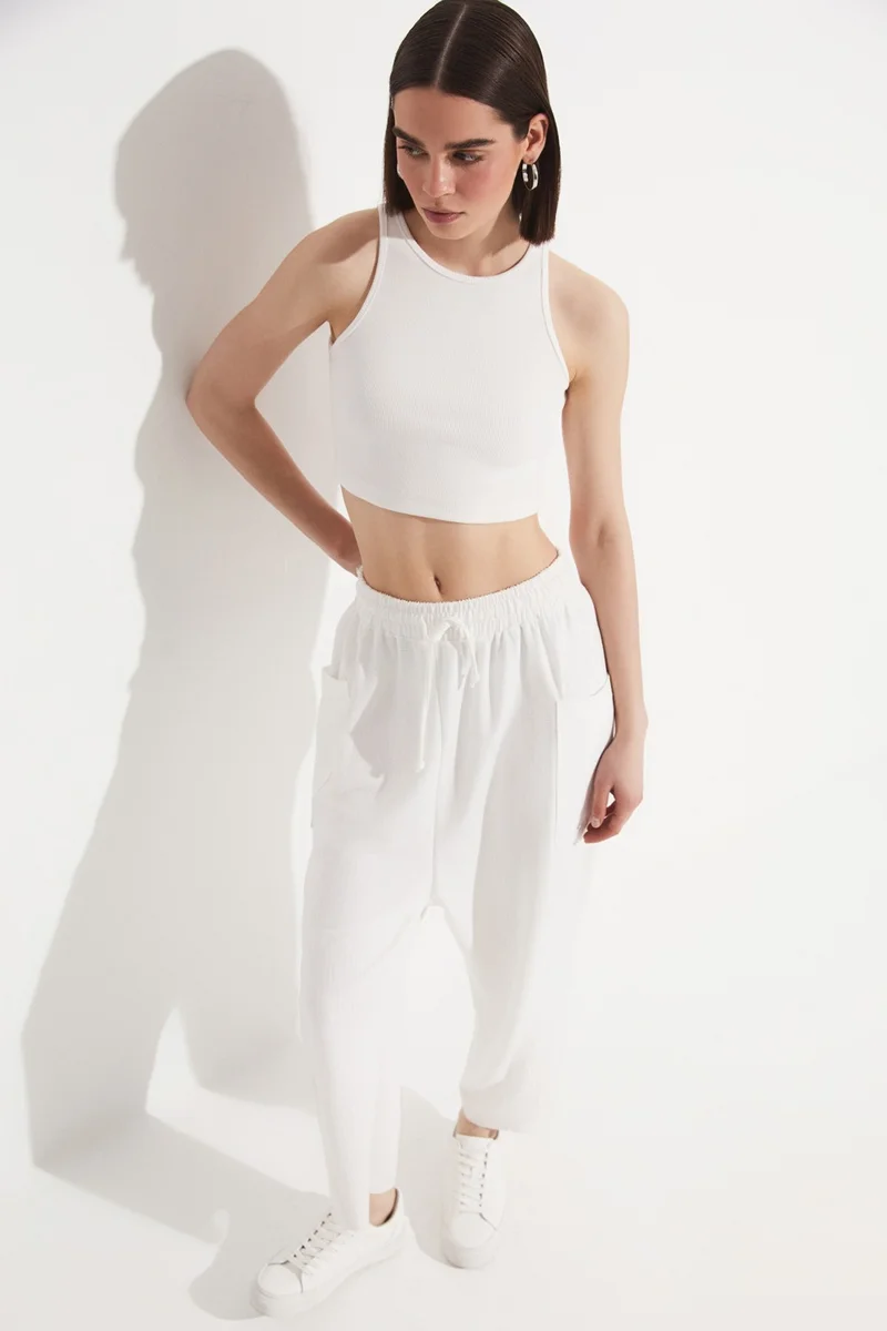 JUNE Women's Body-Smooth Halter Neck Crop Camisole Blouse