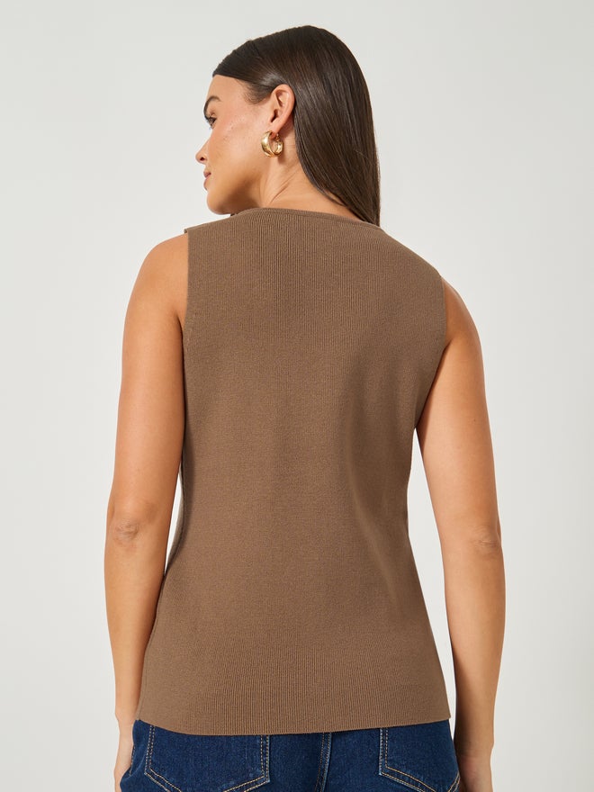 Styli Styli Plain Sleeveless Waistcoat Look Knit Top  - Image 4