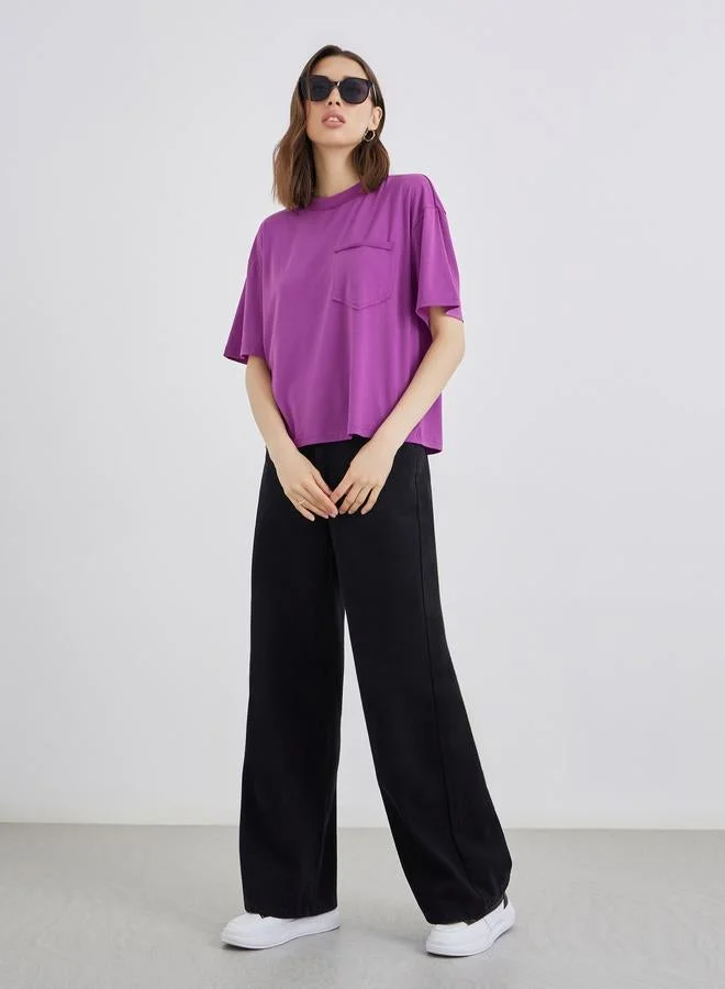 تايك تو تيشيرت بقصة بوكسي وأكمام قصيرة