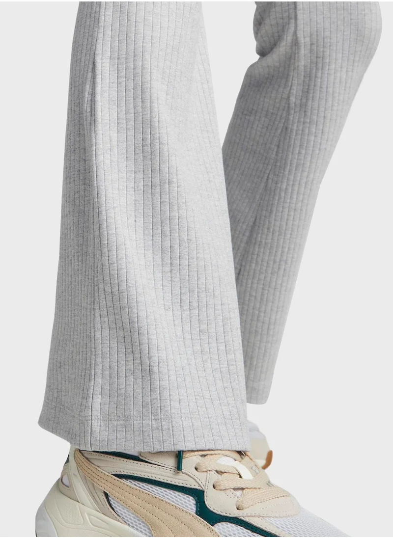 PUMA Classics Ribbed Flared Leggings