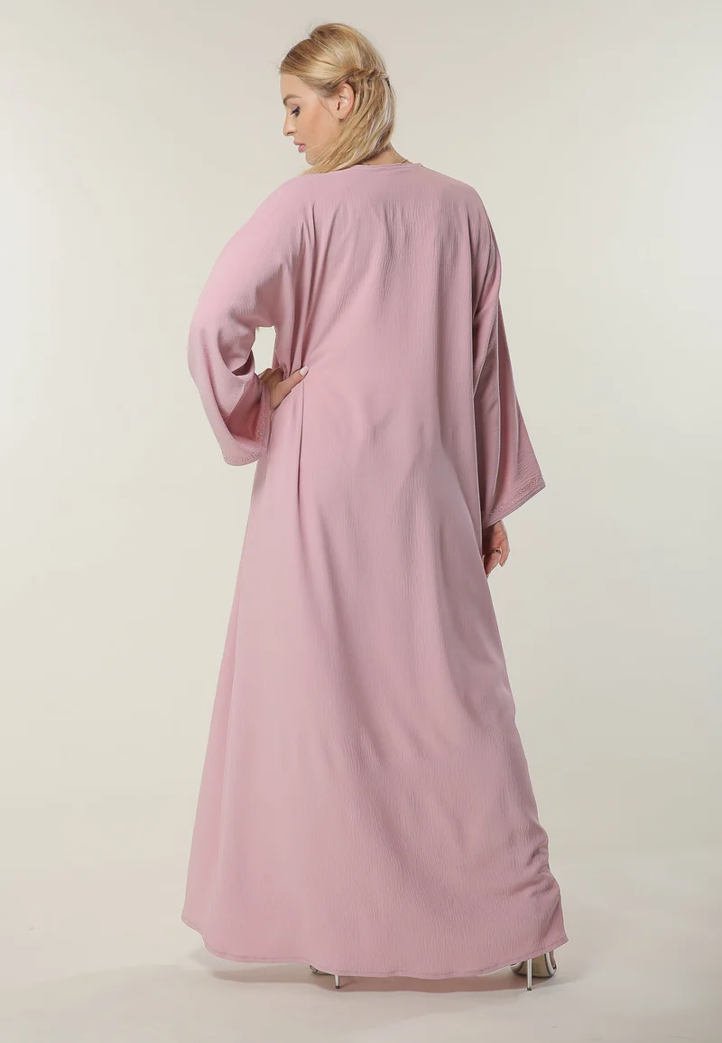 مويستريت عباءة بأكمام واسعة مطرزة