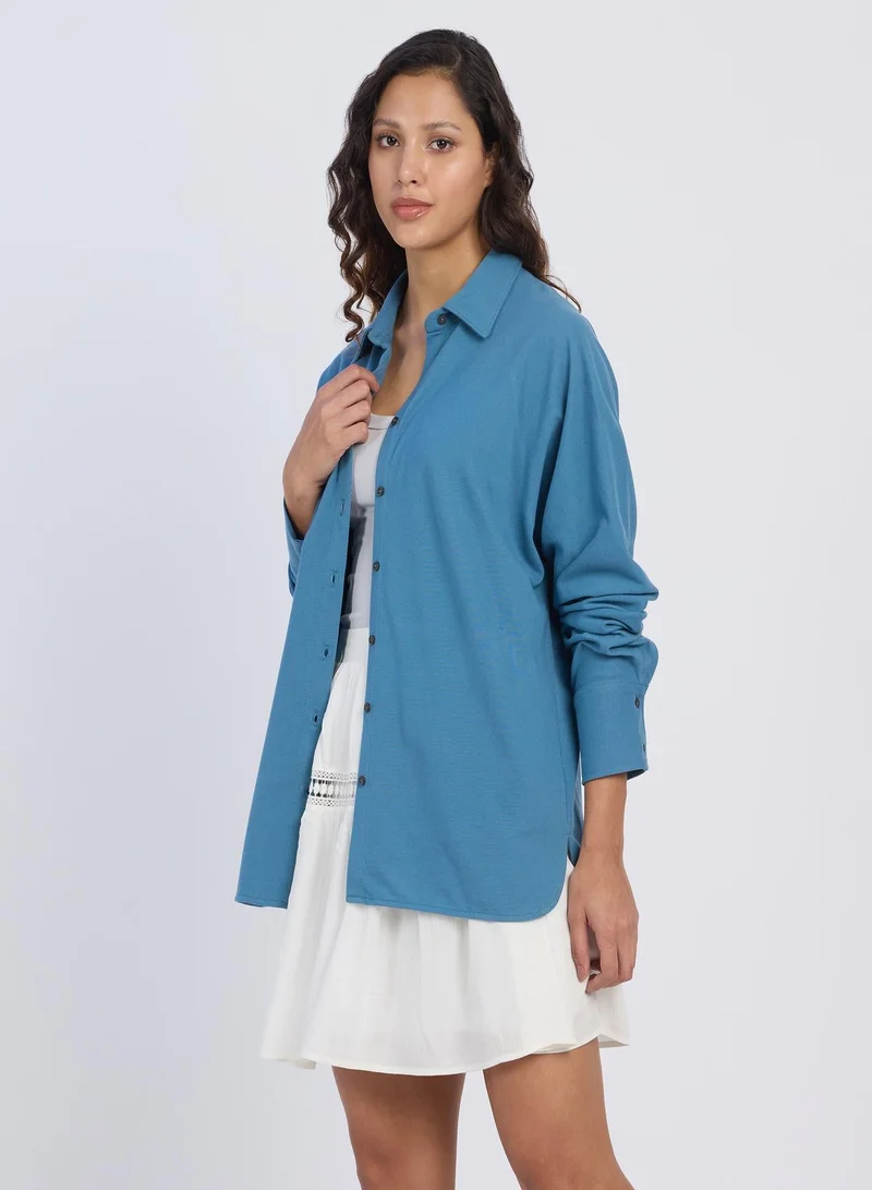 Women's Azure Blue Solid Oversized Shirt | نساء | أكمام طويلة | سادة | طوق منتشر | كاجوال كبير الحجم | قميص