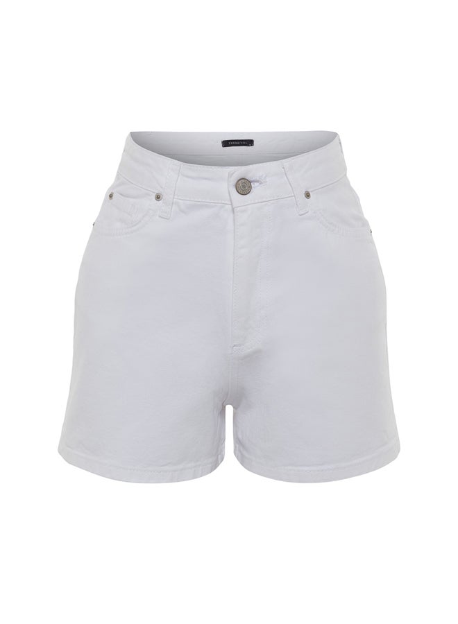 trendyol White Denim Shorts TWOSS23SR00155 - Image 3