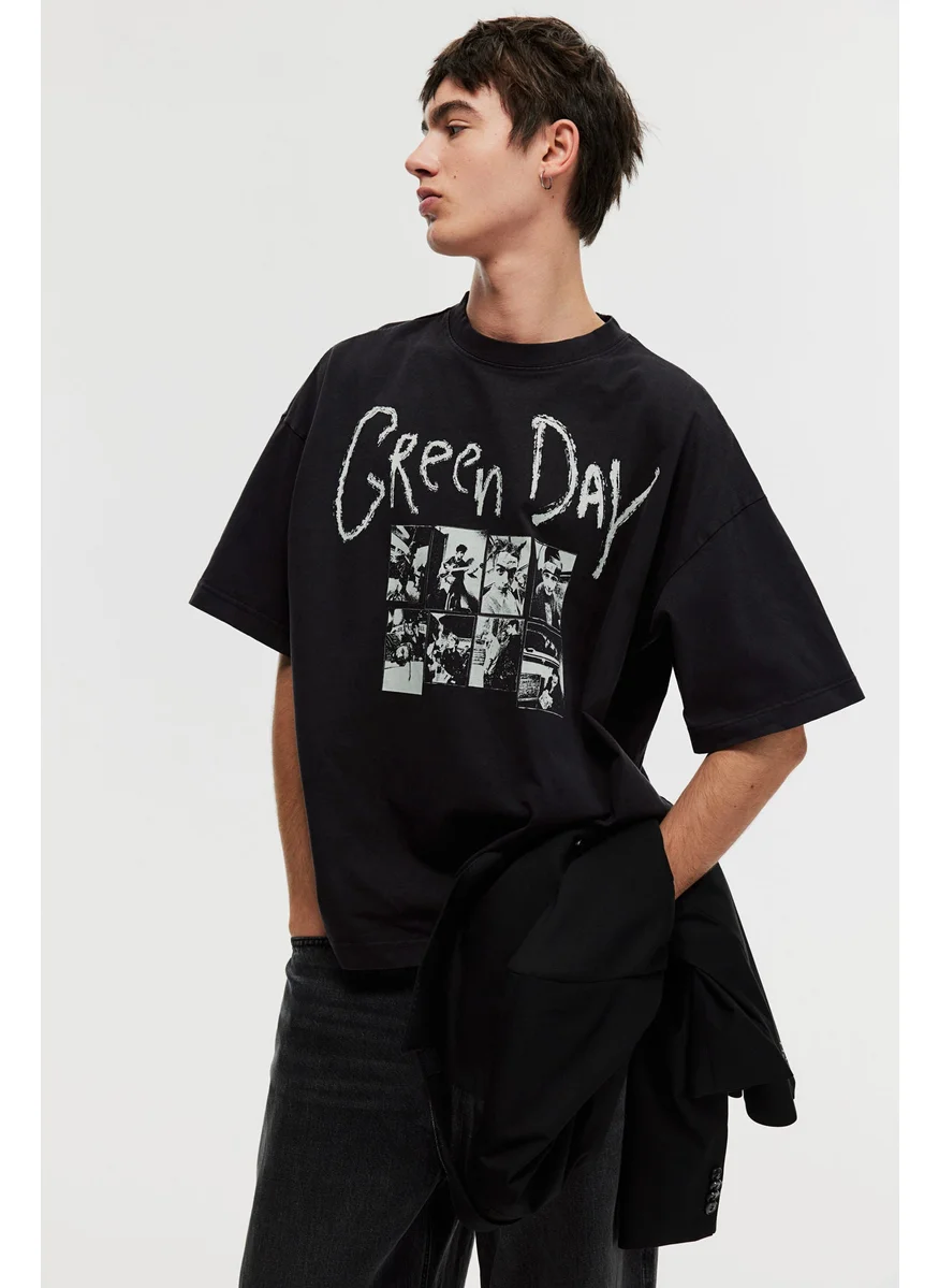 H&M Oversized Fit Green Day Printed T-Shirt