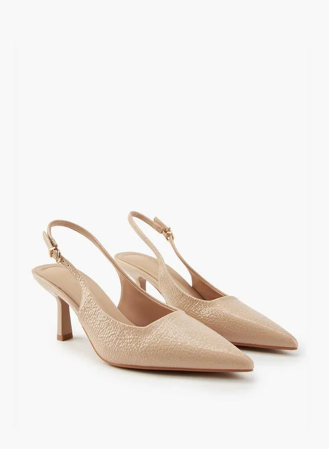 فلورا بيلا من شو إكسبرس أحذية مدببة بكعب مائل بنقوش بارزة