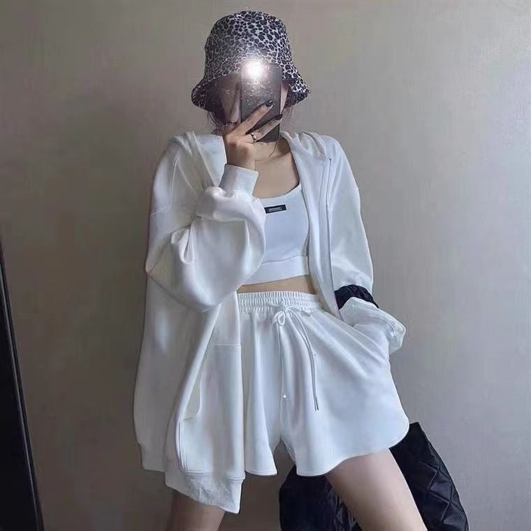 Spring and summer 2024 cross-border fashion leisure age-reducing fitness running sweater shorts three-piece sports style suit women Grey  - Image 2