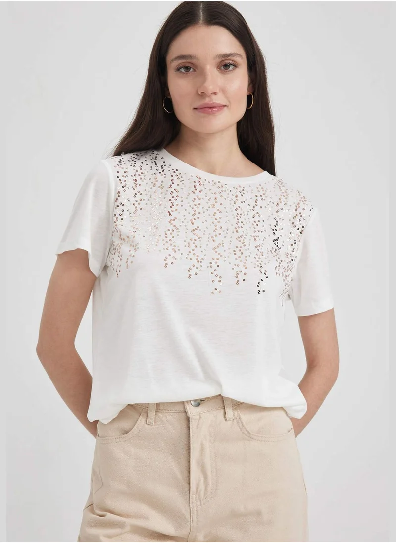 ديفاكتو Woman Crew Neck Knitted Short Sleeve T-Shirt