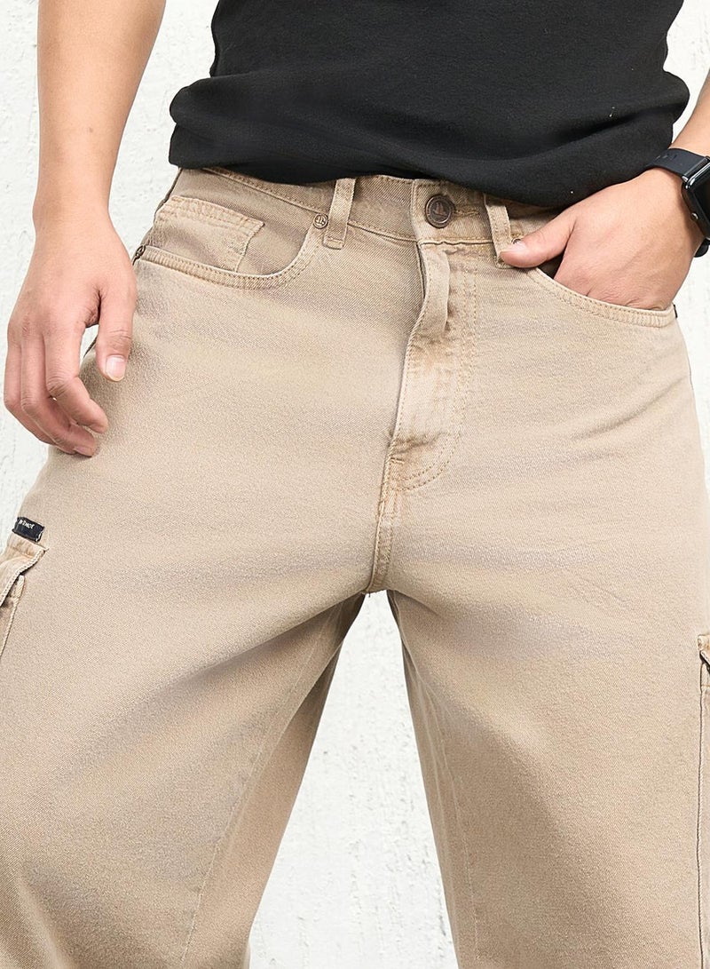 Hubberholme Men's Beige 100% Cotton Bleached Cropped Length Cargo Loose Shorts - Image 3