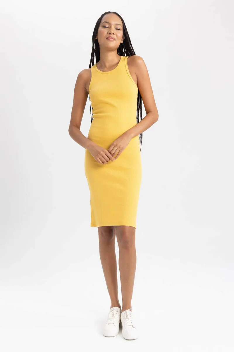 ديفاكتو Bodycon Halter Collar Ribana Sleeveless Midi Dress