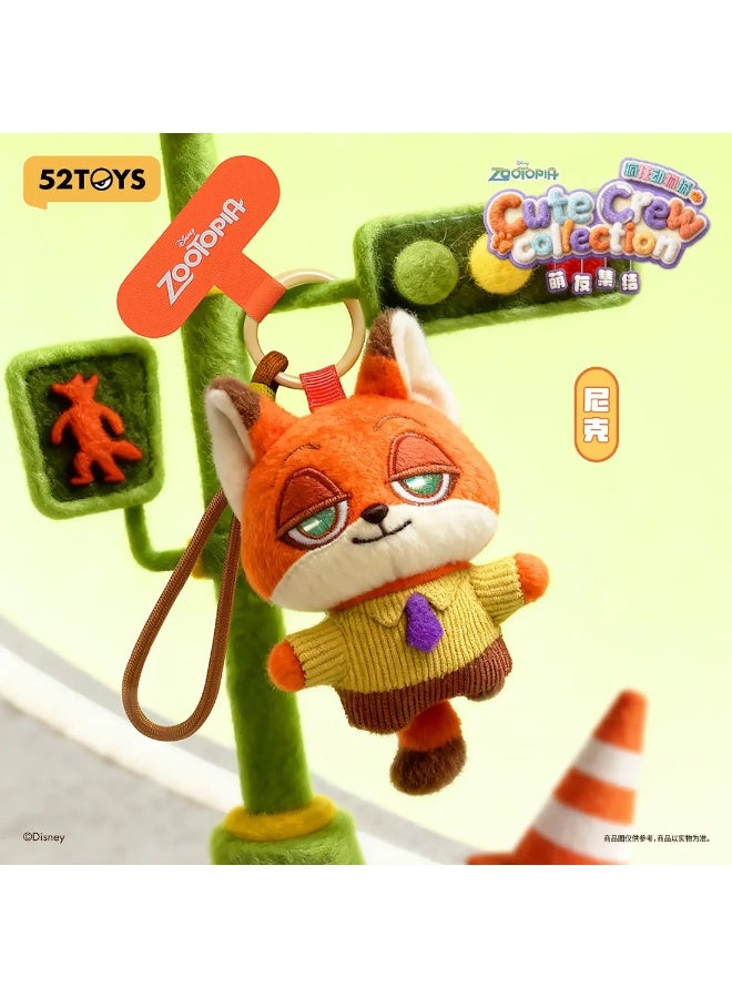 52TOYS الصندوق العشوائي لـ52 تويز، زوتوبيا، المجموعة اللطيفة، حزام هاتف قطيفة، علبة عشوائية واحدة - Image 1