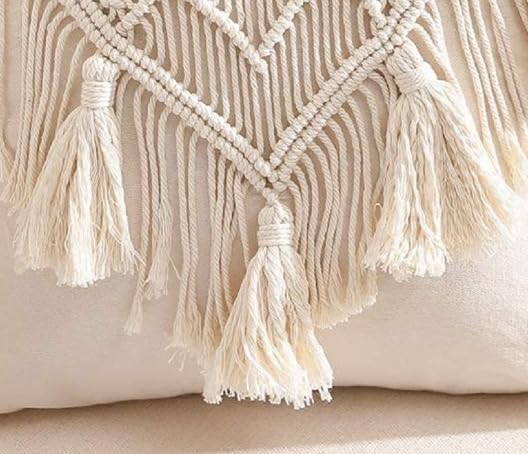 GUL DECOR غطاء وسادة ماكرامي قطن يدوي الصنع من جول ديكور بتصميم تجريدي 16 × 16 بوصة باللون الأبيض الفاتح 1 قطعة - Image 2