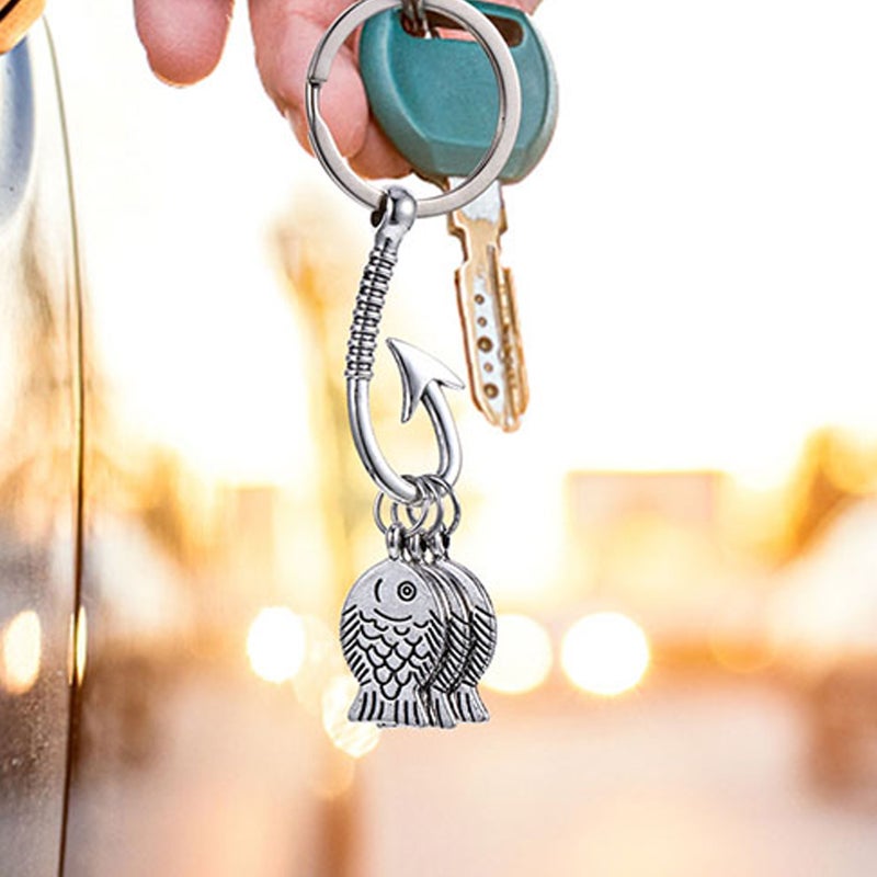 💍 ميدالية مفاتيح بتصميم صنارة صيد شكل إبداعي فضي حجم 2 7 في 0 3 سنتيمتر قطعتان - Image 1