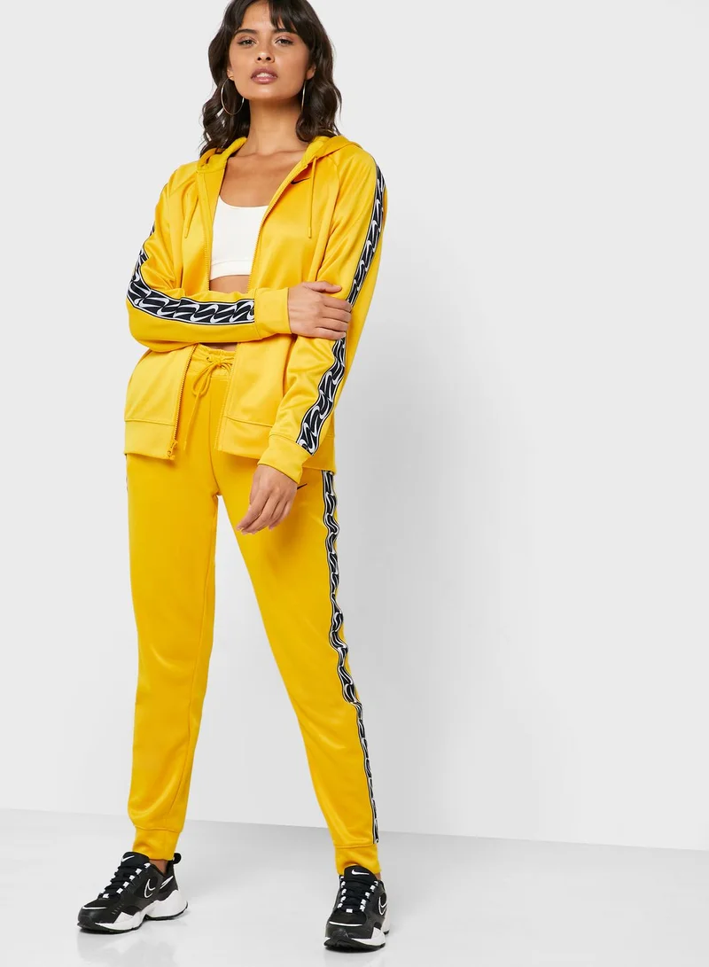 Nike NSW Logo Tape Sweatpants