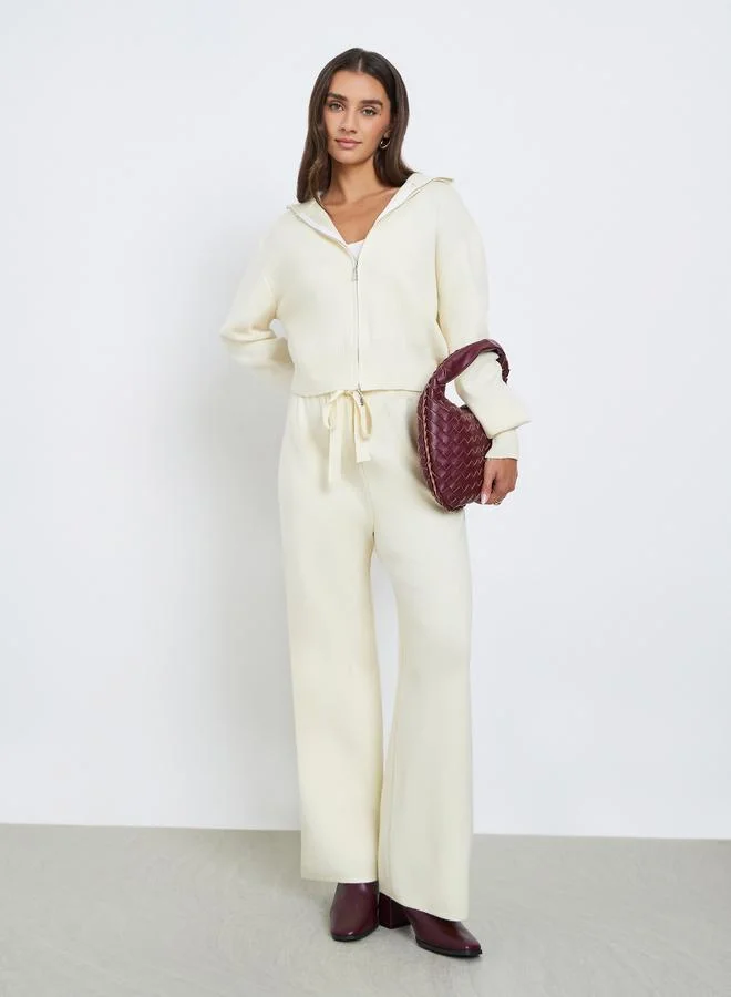 ستايلي طقم منسق من سويتر محبوك وبنطال