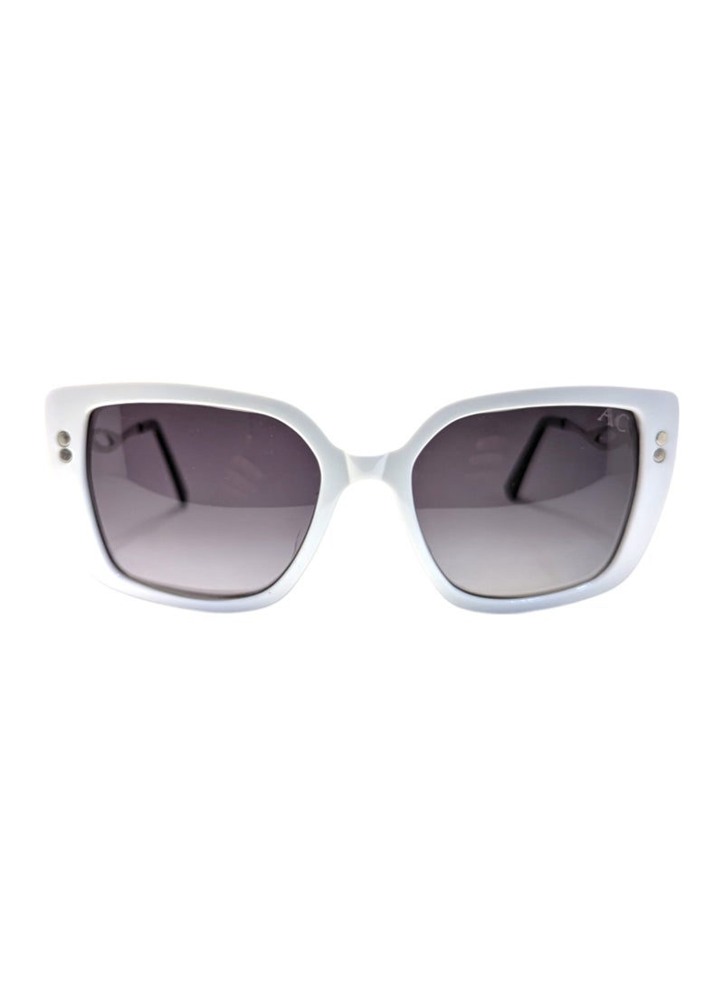 Armando Cavelli - Authentic Armando Cavelli sunglasses, crafted from carefully selected premium acetate for a luxurious look and longevity with extensive use. This model combines modernity and classic style, with a raw white acetate front and silver -plated metal temples to complete your luxury look. Comes with premium polymer lenses offer UV400 protection in a gradient grey. - Image 1