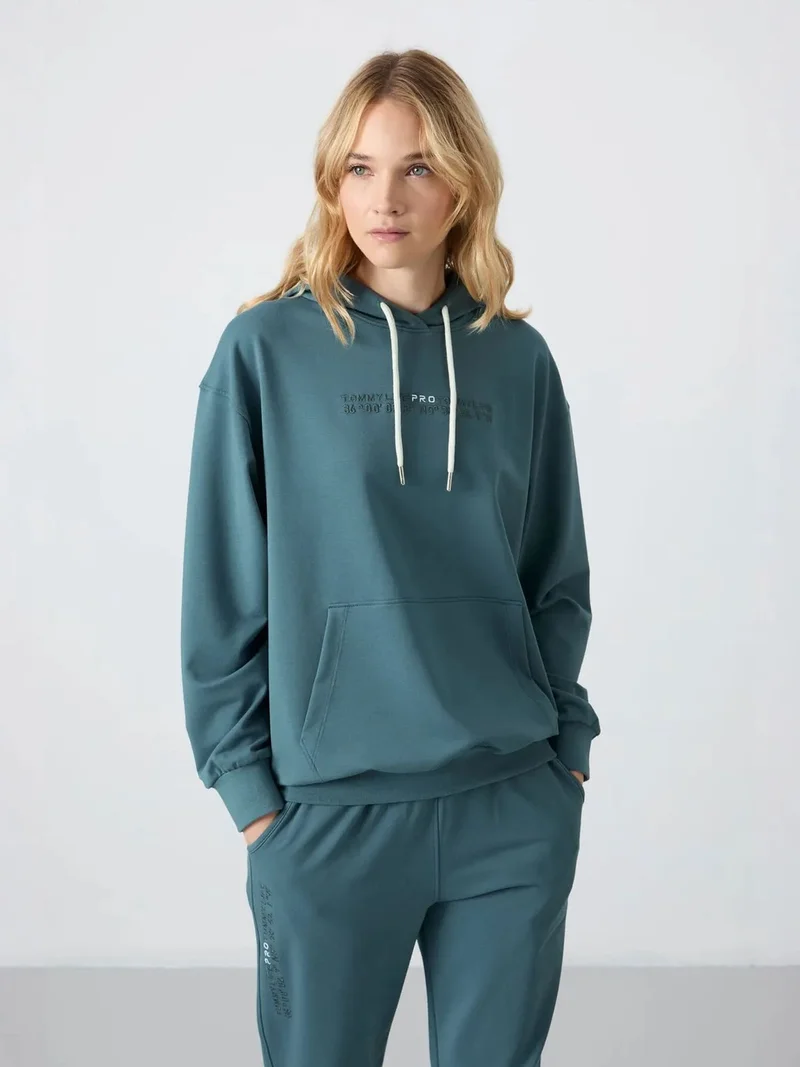 تومي لايف TOMMY Oversized Hooded Sweatshirt And Pants Set