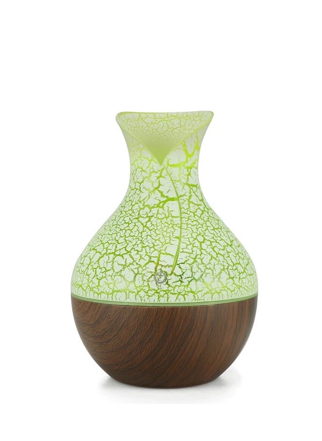 Generic A humidifying and scented diffuser with 7 colors LED light, used in the car and in a library, via USB.  - Image 1