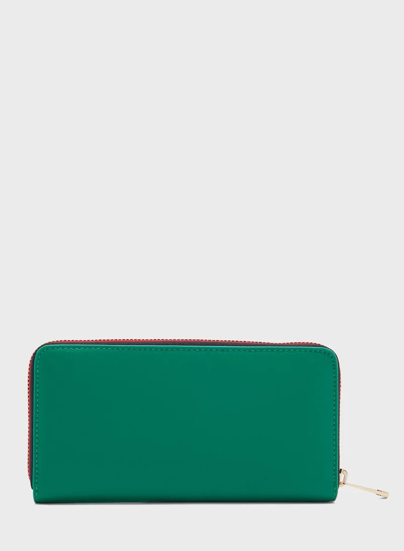 TOMMY HILFIGER Essential Medium Clutches