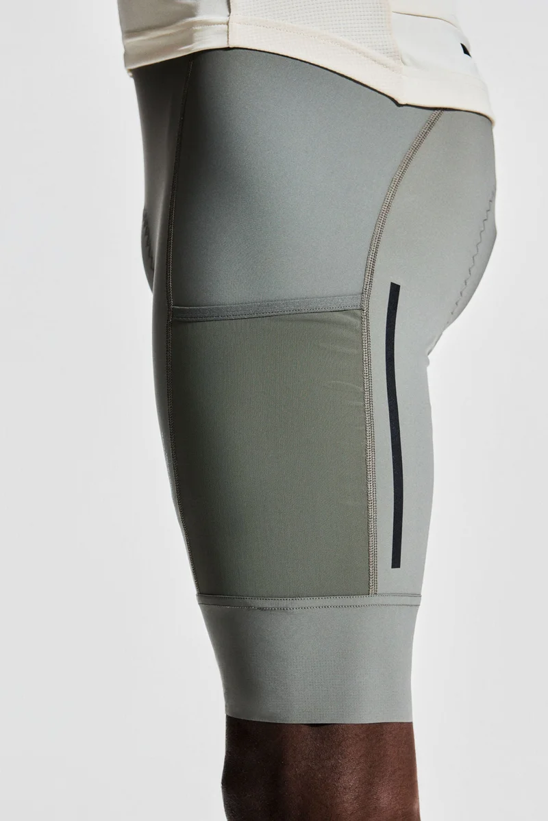 H&M Mid-length cycling bib shorts with DryMove™