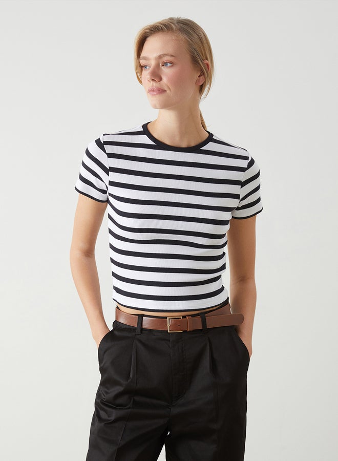 LC WAIKIKI Crew Neck Striped Jersey Women's T-Shirt - Image 1
