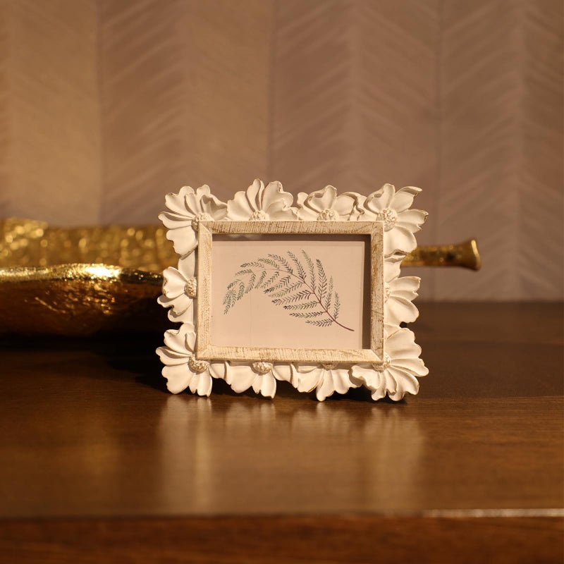 YULINK 2.5x3.5 Small Vintage Picture Frame, Tiny Antique White Ornate Photo Frame, for Tabletop and Wall Display, Decorative Floral Design Retro Home Decor, Old Fashioned Photo Gallery Art - Image 3