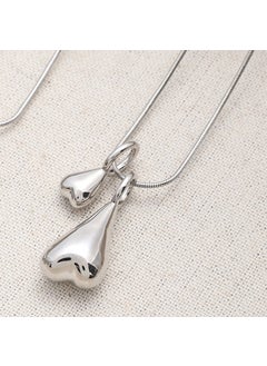 Minimalist Silver Heart Pendant Sweater Necklace Silver size love heart