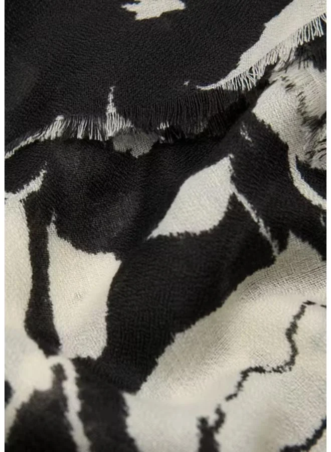 Mango Printed Scarf With Frayed Finishes