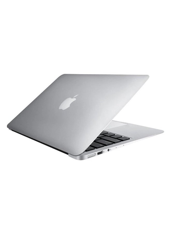 ابل  مستعمل ومجدد - ماك بوك إير A1465 (2015) بشاشة مقاس 11 بوصة ومعالج نواة إنتل i5/ الجيل الخامس/ ذاكرة رام 4 جيجابايت/ محرك أقراص صلبة SSD سعة 128 جيجابايت/ بطاقة رسومات إنتل مدمجة عالية الوضوح الإنجليزية/العربية فضي - Image 4