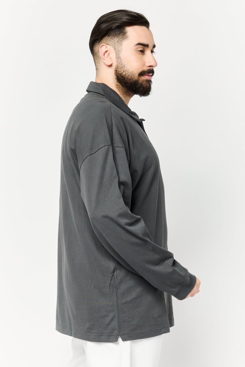 New Balance قميص بولو خارجي بأكمام طويلة للرجال بتصميم مريح، رمادي - Image 2