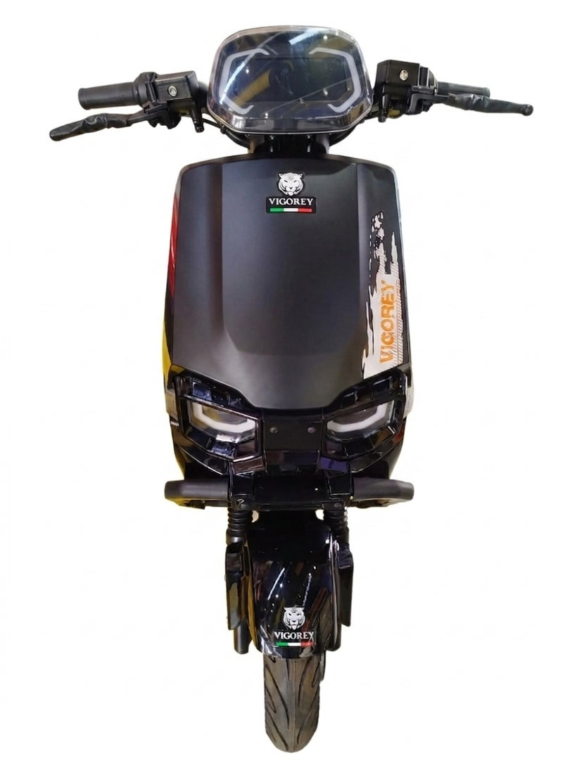 Super Lion Electric Scooter 2500W – 76V 30Ah Lithium Battery, 70 km/h Max Speed, 60–70 km Range, Hydraulic Front & Rear Brakes, City Commuter E-Scooter