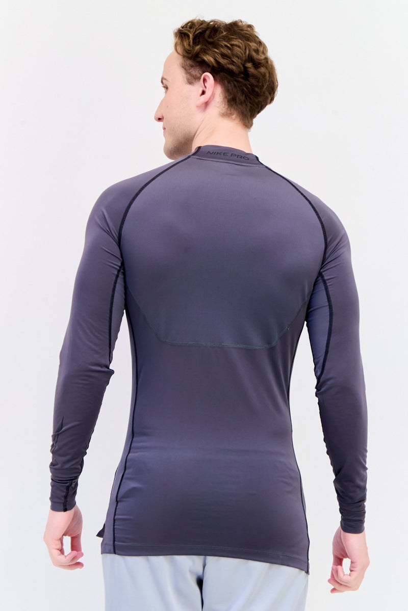 Nike Men Sportswear Fit Long Sleeve Outdoor T-Shirt, Grey - Image 3