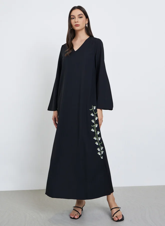 Take Two Take Two Black Floral Embroidery Jalabiya with Slit Hem