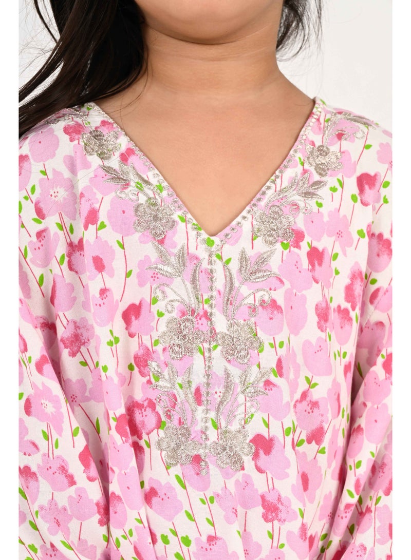 Linelle Kids Jalabiya – White Base with Pink Florals and Embroidered Neckline - Image 5