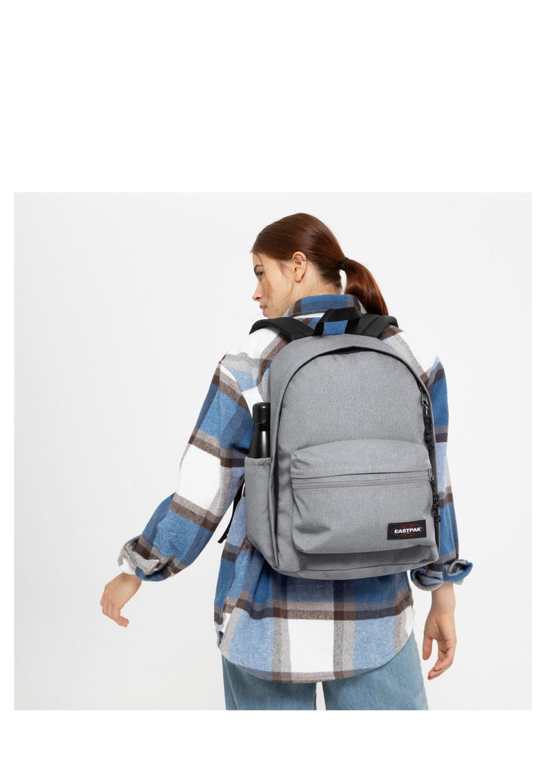 EASTPAK حقيبة ظهر للكمبيوتر المحمول Eastpak-Office Zippl'R متوسطة الحجم - رمادية اللون - EK0A5BBJ363  - Image 1
