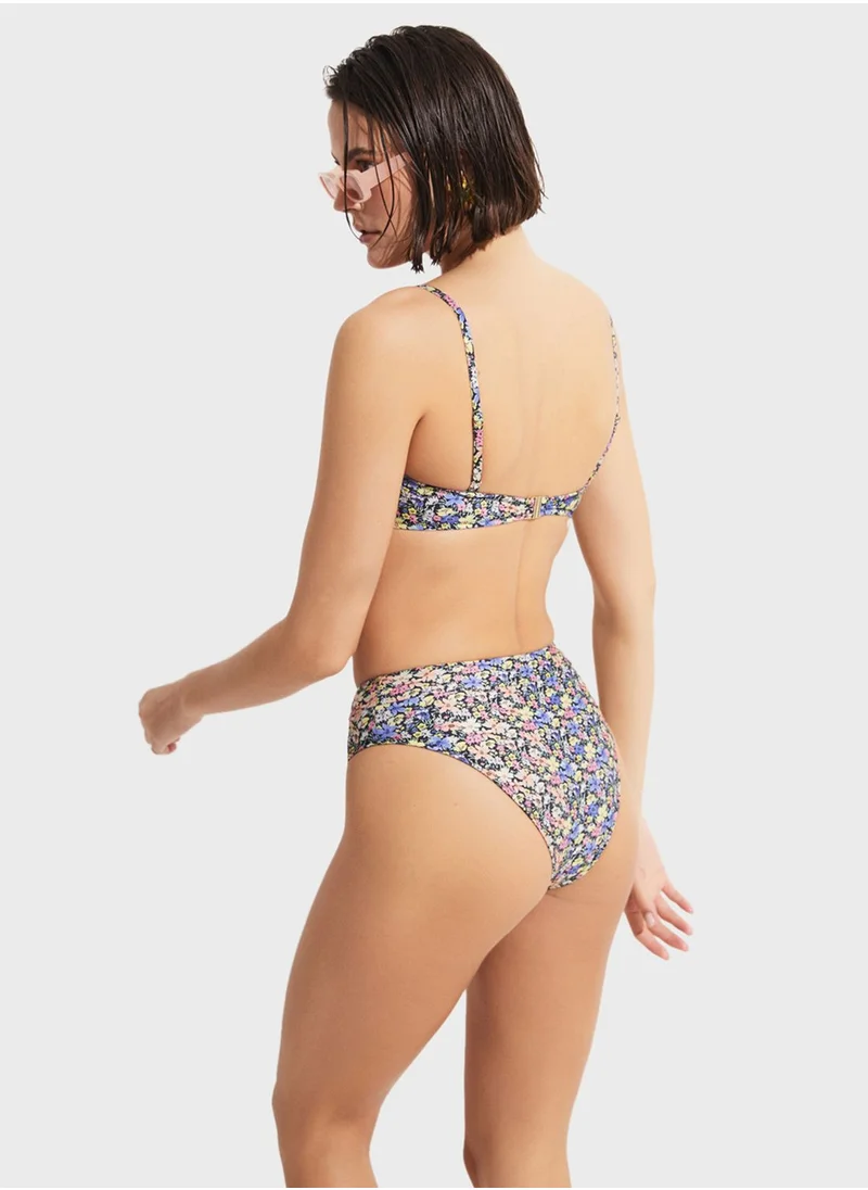 جون Floral Print Bikini Top & Bottom Set