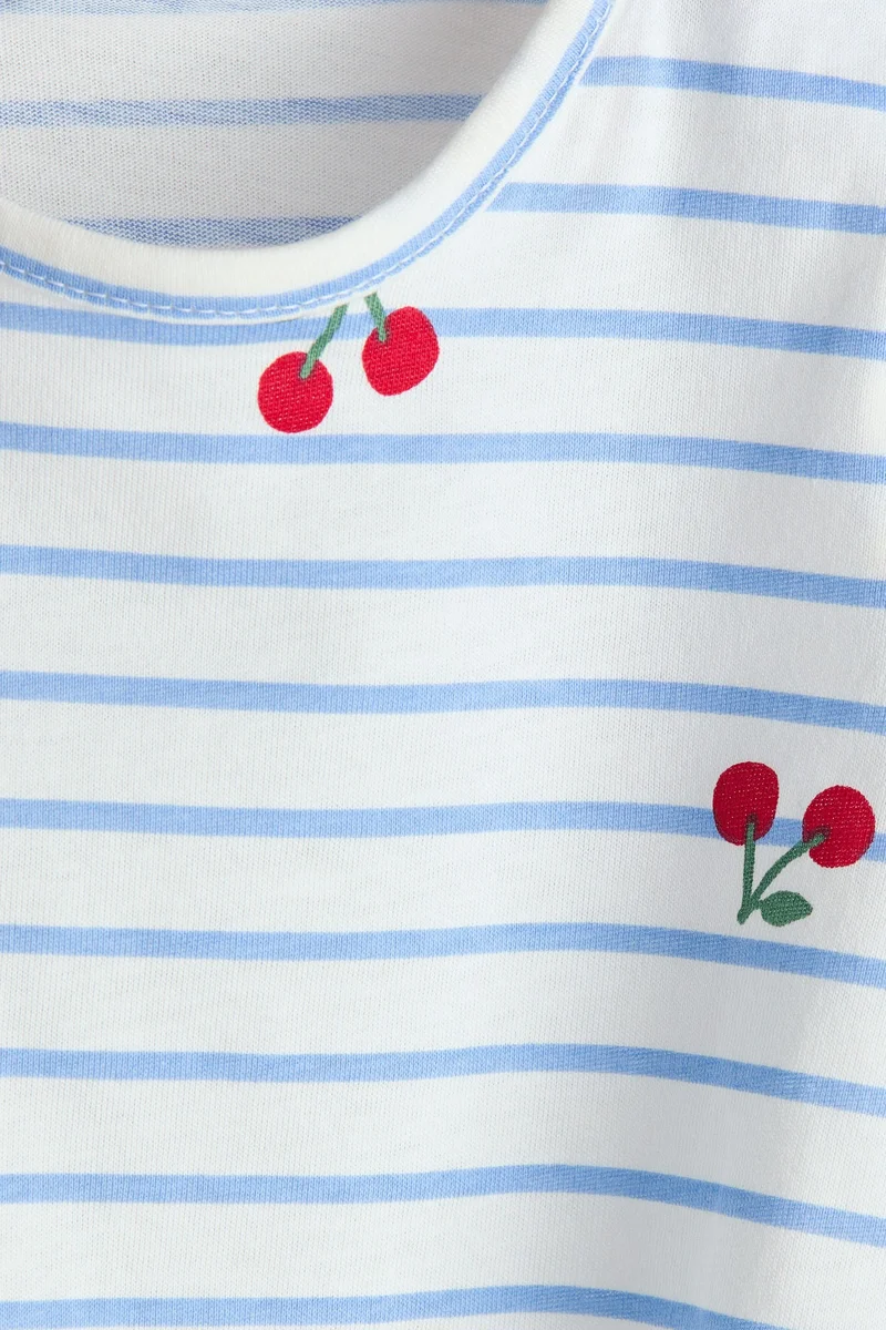 اتش اند ام بلوزة من القطن مزينة بطبعة