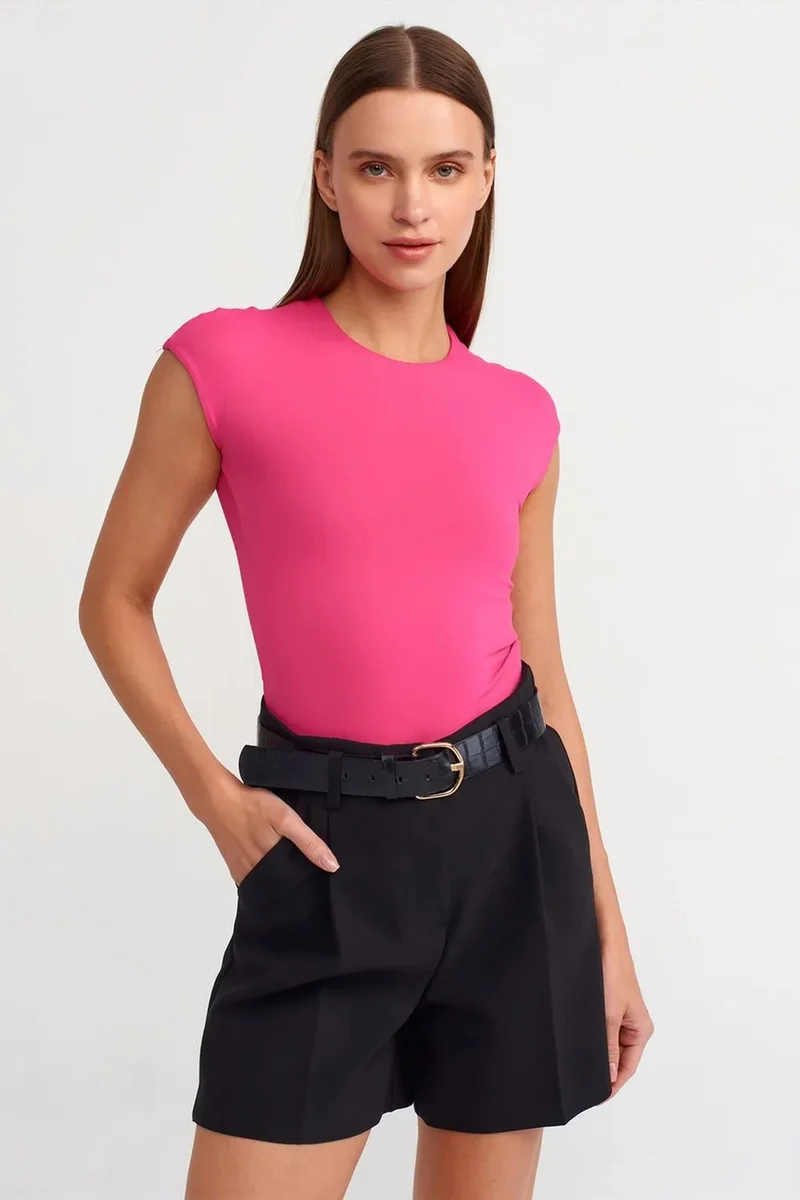DILVIN Women's Slim Fit Crew Neck T-Shirt
