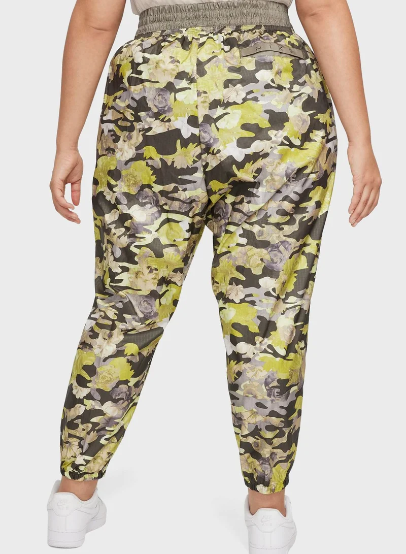 نايكي بنطال رياضي بطبعات غرافيك