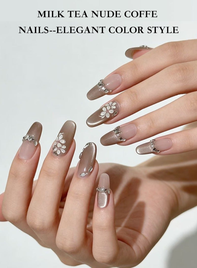 أظافر فاخرة جاهزة للتركيب (Luxury Press On Nails)، بتدرج بني موكا ناعم مع تصميم زهور ثلاثي الأبعاد مصنوع يدويًا ومزين بأحجار الراين، أظافر صناعية أومبري محايدة قابلة لإعادة الاستخدام، مناسبة للإطلالات الأنيقة اليومية والحفلات والمناسبات الخاصة - Image 3