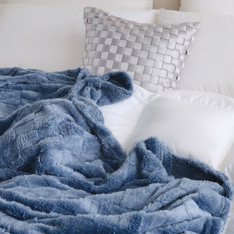 Linecooo Dusty Blue Fleece Throw Blanket 50  60  for Couch Sofa Bed Super Soft Cozy Plush Microfiber Flannel Blanket with 3D Checkered Design Lightweight for Adults Woman Girls - Image 3