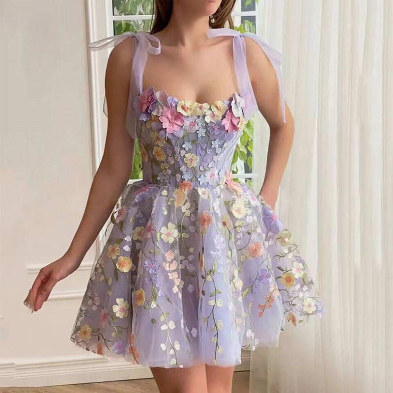 2025 Direct Sales Women'S Fashion Stereo Flower Embroider Hip-Covering Suspender Dress - Image 2